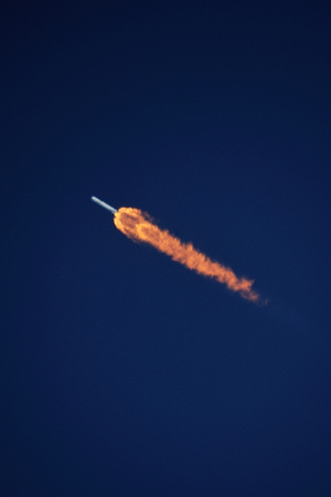 SpaceX Falcon 9 CRS-6. Image series 3 of 6